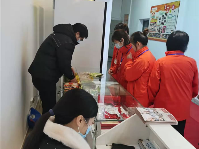 四川中青旅綿陽分社、綿陽市中旅假日旅行社、綿陽自來文化傳播有限公司24H自助售貨服務(wù)盛大開業(yè)